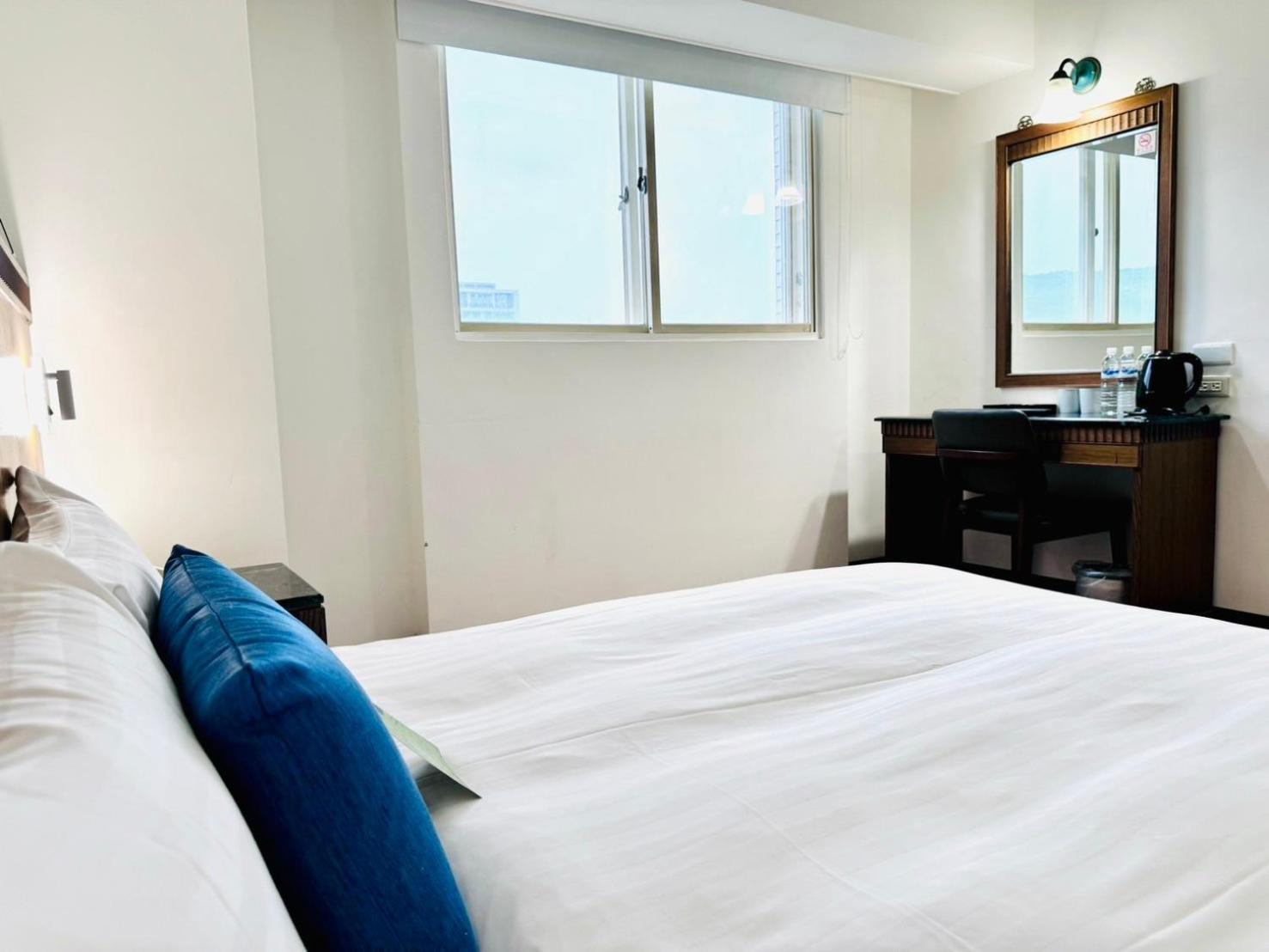 Hub Hotel Kaohsiung Cisian Branch Luaran gambar
