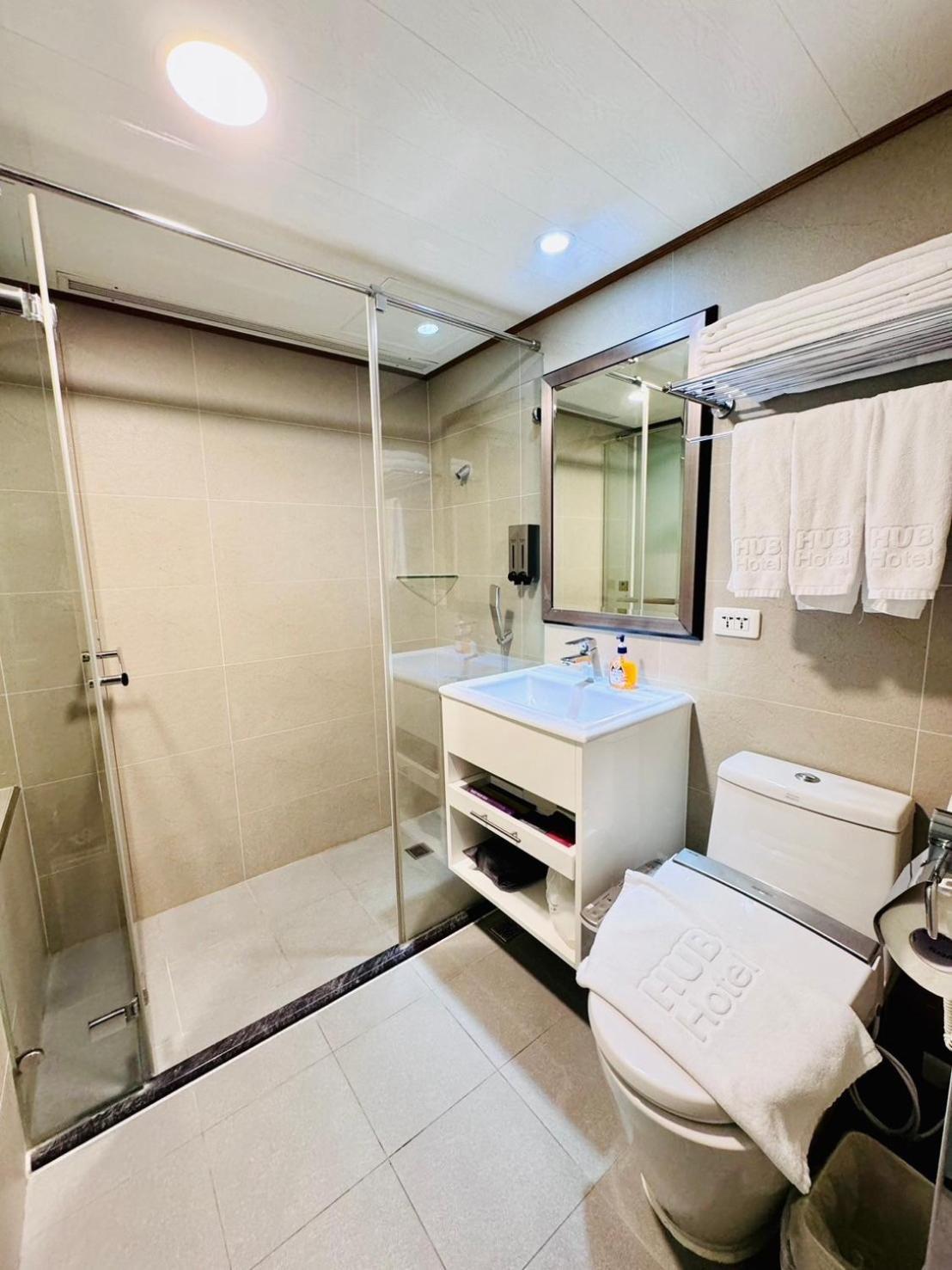 Hub Hotel Kaohsiung Cisian Branch Luaran gambar
