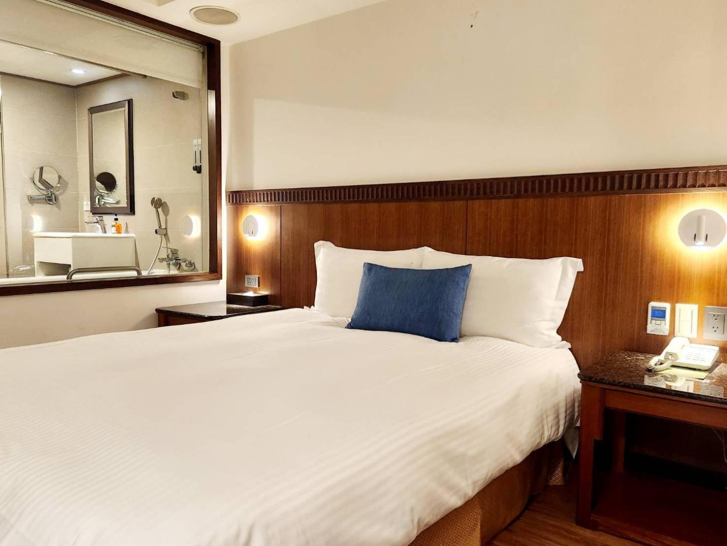 Hub Hotel Kaohsiung Cisian Branch Luaran gambar