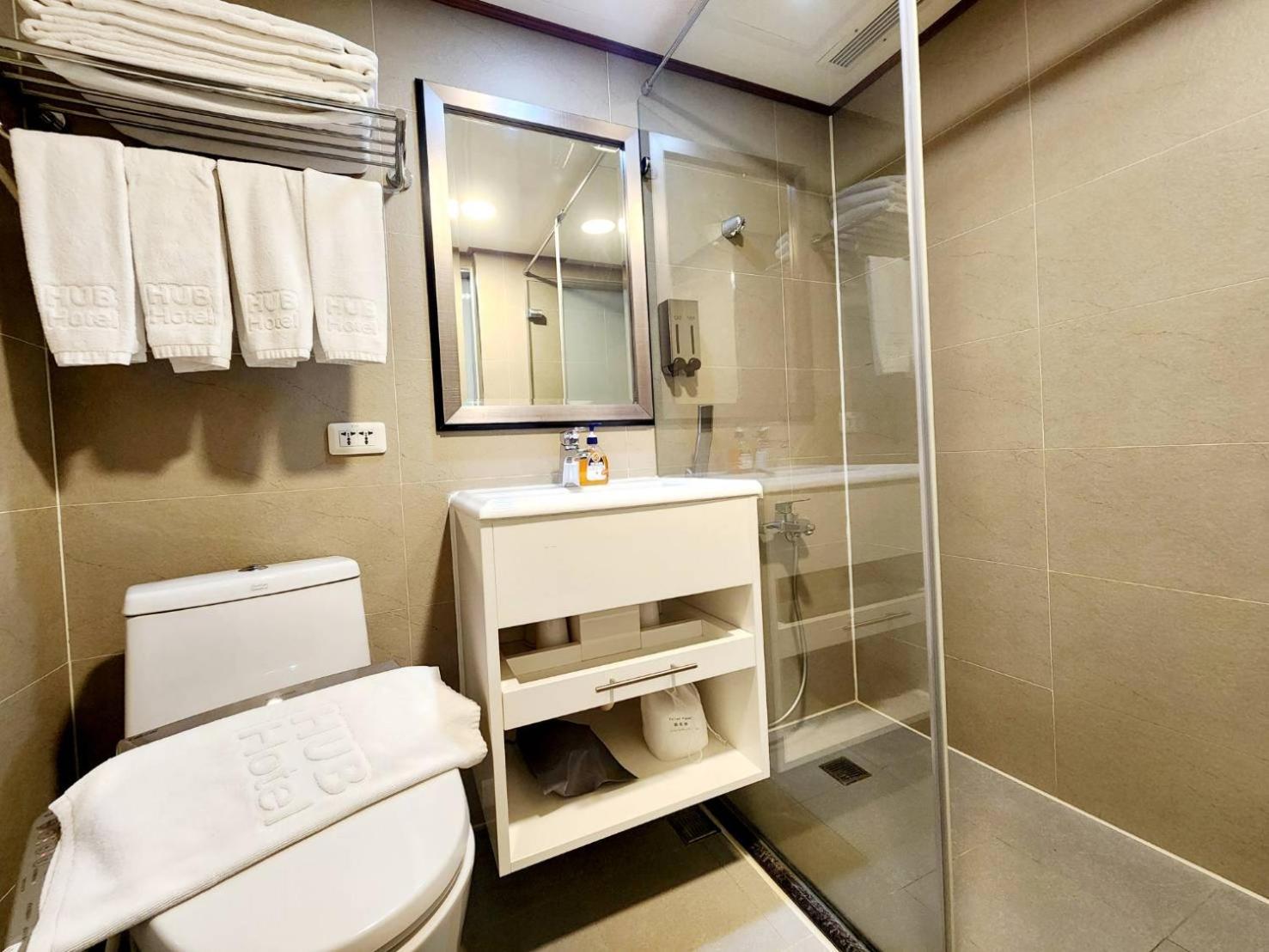 Hub Hotel Kaohsiung Cisian Branch Luaran gambar