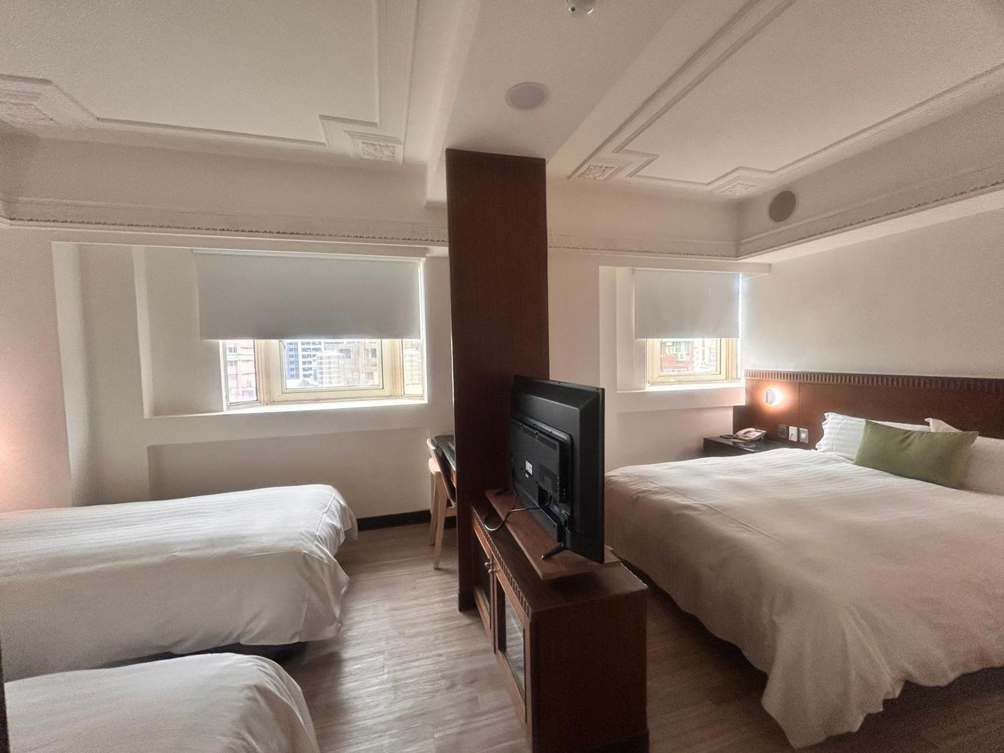 Hub Hotel Kaohsiung Cisian Branch Luaran gambar