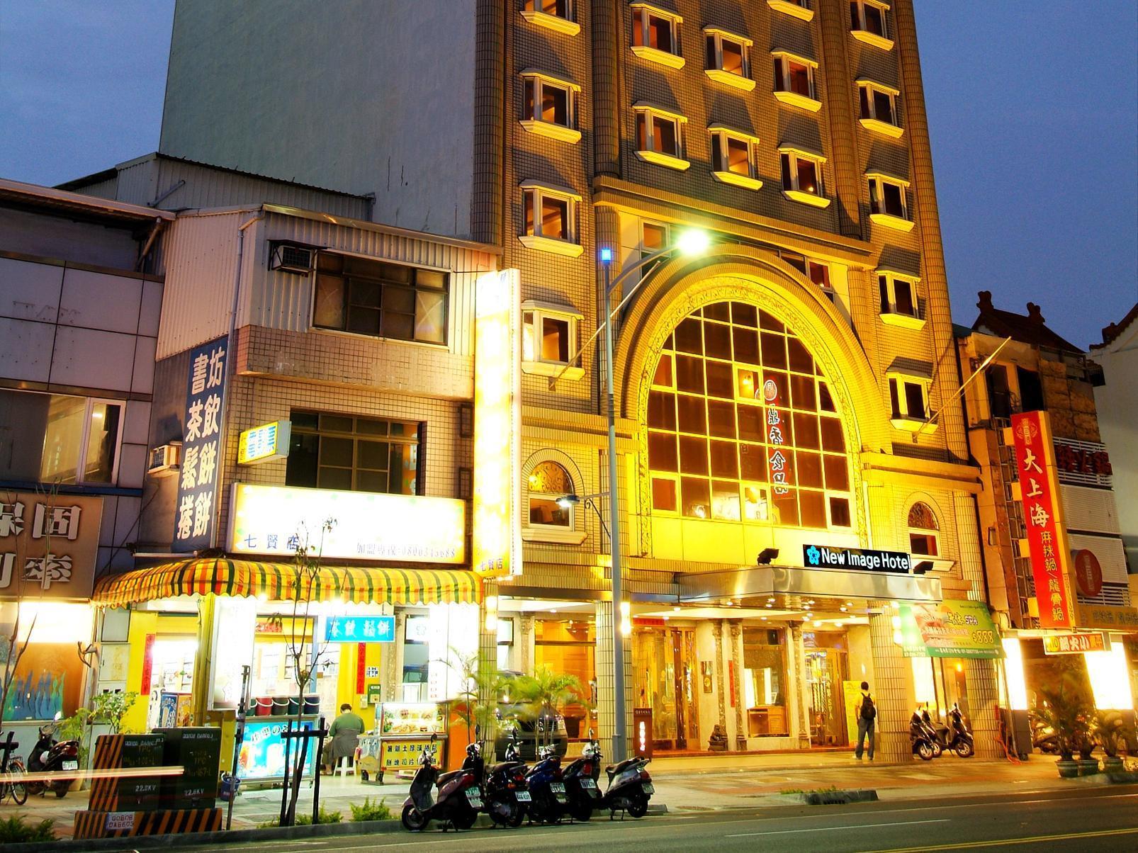 Hub Hotel Kaohsiung Cisian Branch Luaran gambar