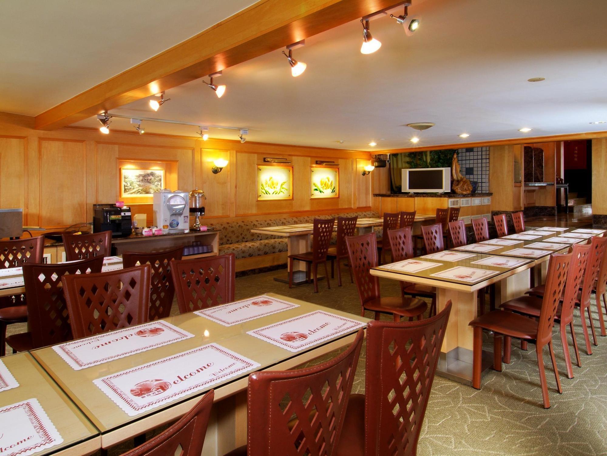 Hub Hotel Kaohsiung Cisian Branch Luaran gambar