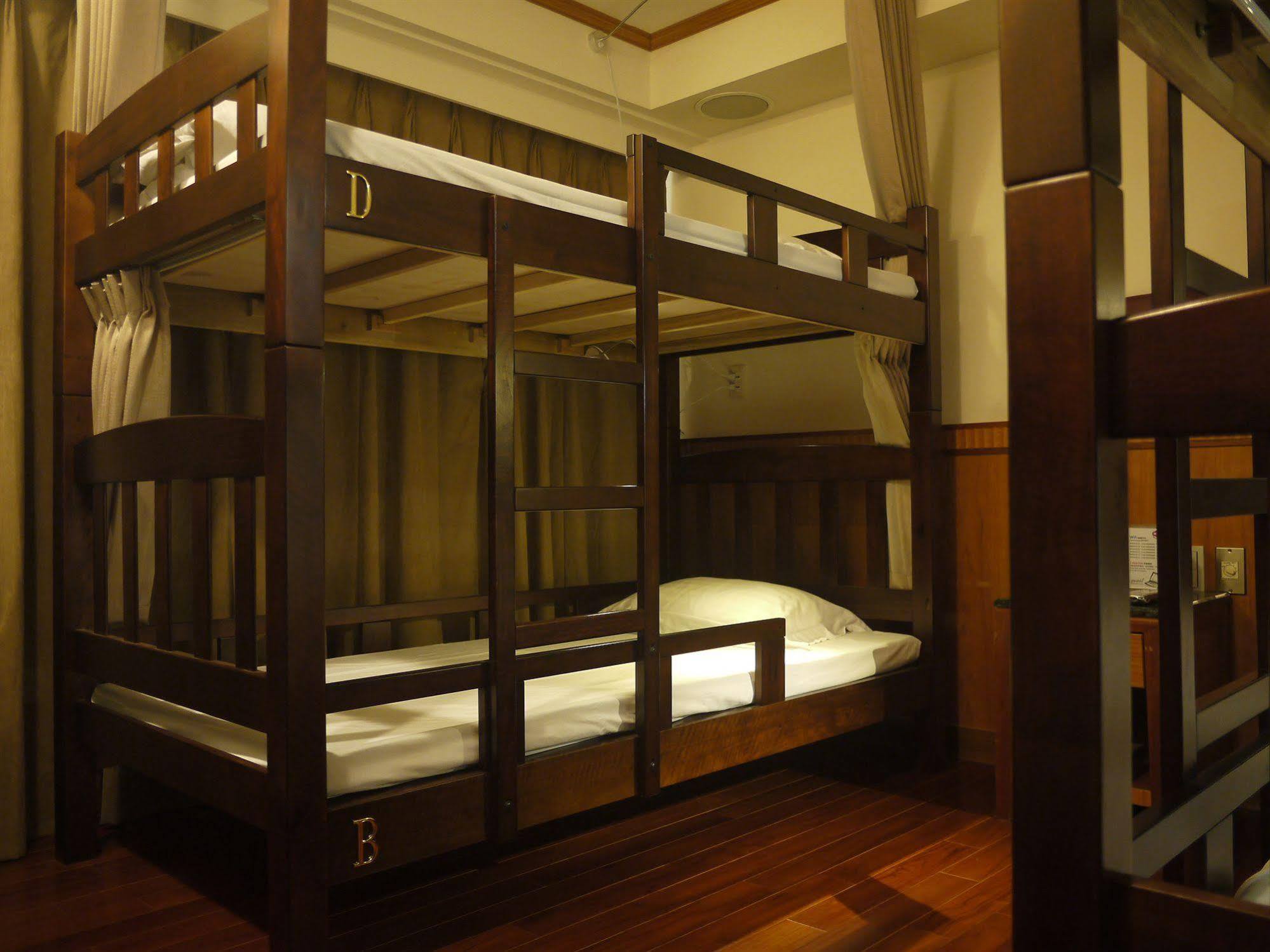 Hub Hotel Kaohsiung Cisian Branch Luaran gambar