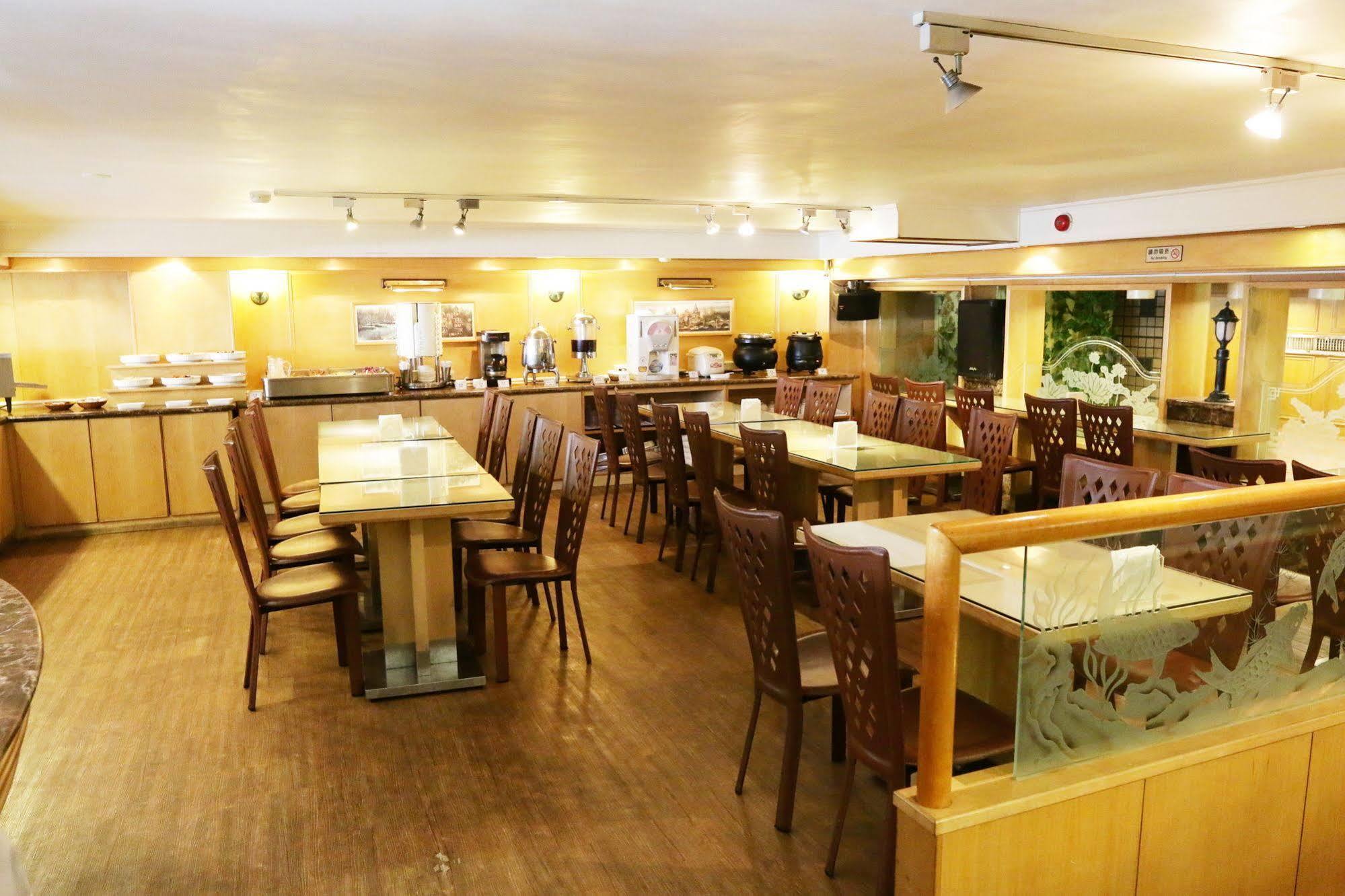 Hub Hotel Kaohsiung Cisian Branch Luaran gambar